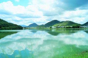 Fototapeta premium 住蓮寺池（香川県高松市）