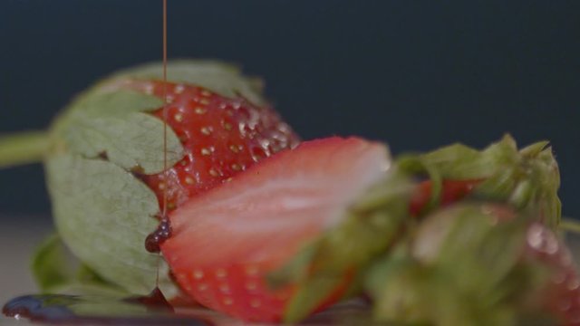 strawberry macro 300fps raw slow motion
