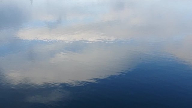 佐賀、有田の湖の風景