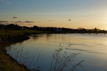 Sonnenuntergang am Whakatane River