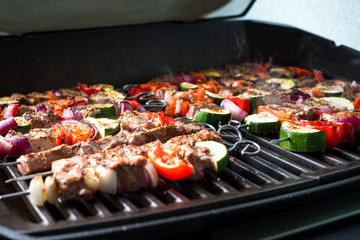 Souflaki, Fleischspieße, Schaschlik grillen