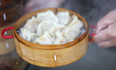 Chinese manti is cooked in a mantle