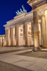 The famous Brandenburger Tor in Berlin at night © elxeneize