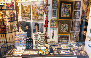 Showcase souvenir shop in Venice
