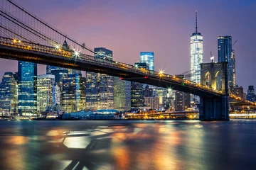 Fotobehang Uitzicht op de Brooklyn bridge bij nacht © Frédéric Prochasson