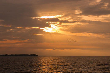 красивый закат с высоты, beautiful sunset from a height
