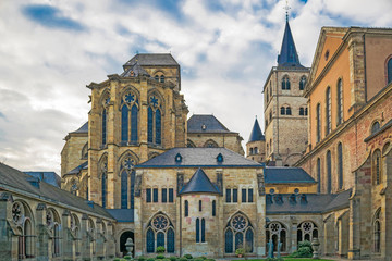 Fototapeta premium Detail of High Saint Peter Cathedral in Trier, Germany. Early November evening light.