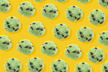 Ice cream of mint and chocolate