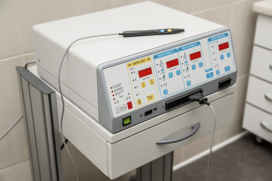 The device for electrocoagulation during surgery
