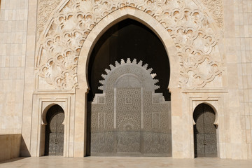 Fototapeta na wymiar Entrance to the Hassan II Mosque in Casablanca.
