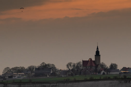 panorama wsi Chrząszczyce w województwie opolskim