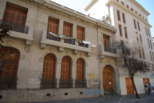 Londres 38, Centro secreto de detenci&oacute;n y tortura, Barrio Par&iacute;s Londres, Santiago de Chile, Chile