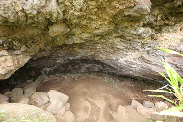 Cueva Ana Akahanga, Isla de Pascua, Chile