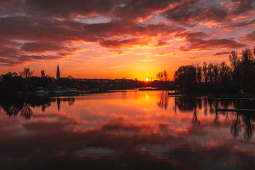Alte Donau Wien bei Sonnenaufgang