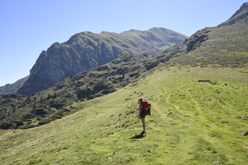 Fototapeta na wymiar Randonnée Pyrénées 