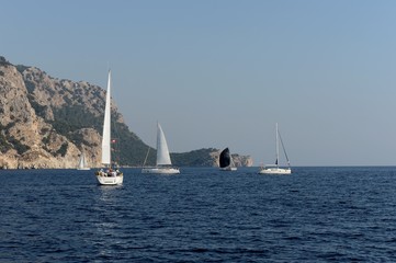 Fototapeta na wymiar Yachts in the Aegean Sea near the Turkish city of Marmaris