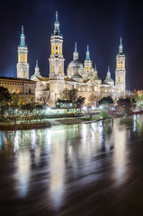 Catedral de la Virgen del Pilar en Zaragoza (Aragón, España) 