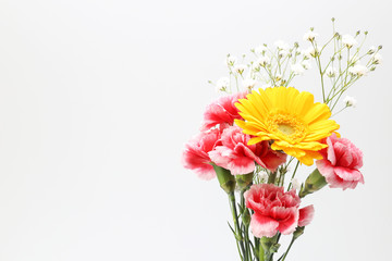 様々な花のブーケ