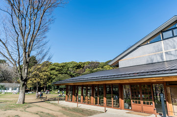 東京都渋谷区代々木の公園にある建物