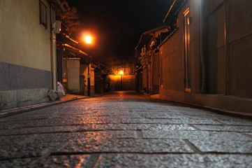 夜の石塀小路