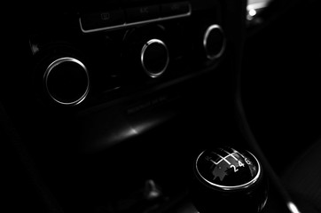 speed shifter of a generic manual transmission car