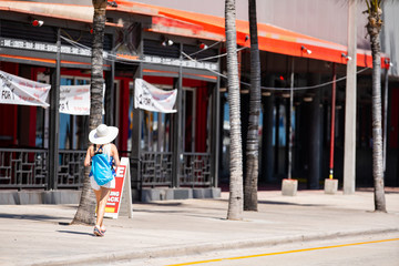 Fort Lauderdale mandatory businesses closed due to Coronavirus pandemic crisis