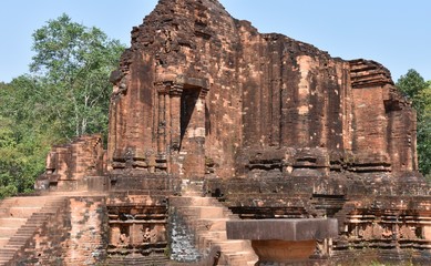 Fototapeta premium Group G Assembly Hall Ruin, Tight Frame, My Son Sanctuary, Vietnam
