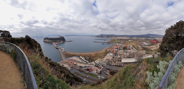 Panoramica di Bagnoli dal Parco Virgiliano