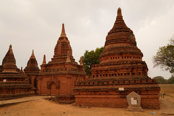 Fototapeta premium Stupe a Bagan