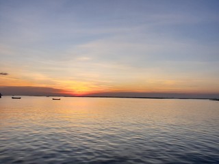 The sun set on sea