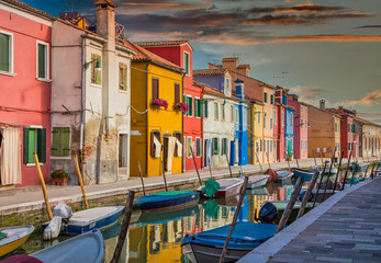 Fototapeta na wymiar Colorful Homes Along Canal in Burano