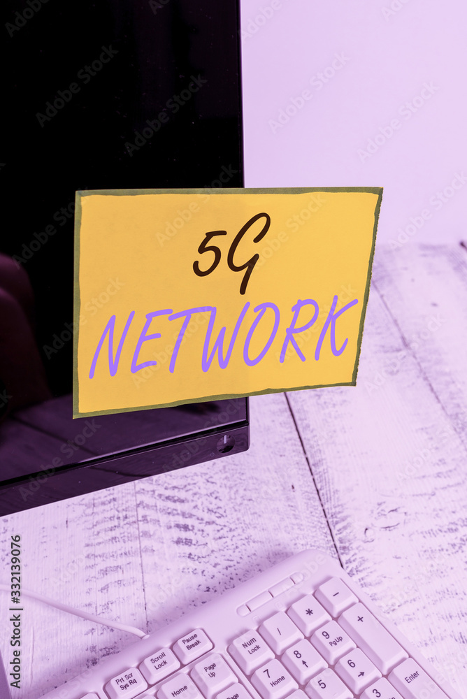 Aufkleber writing note showing 5g network. business concept for greatly increase the speed and responsiveness 