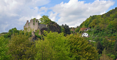 burgruine falkenstein in der pfalz