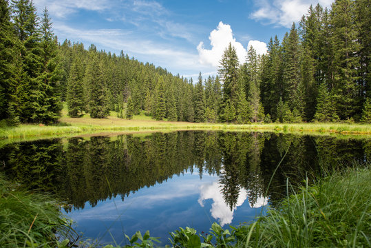 Schwarzsee in Arosa im Kanton Graub&uuml;nden / Schweiz