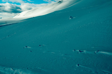 l'effetto creato dal vento sulla neve
