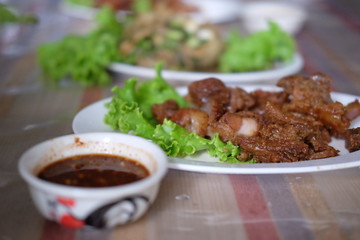 This is fried pork with garlic