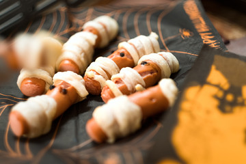 Mumen-Würstchen, Partysnack, Halloween