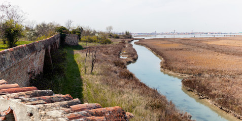 Venezia. Isola del Lazzaretto Nuovo.. Veduta della laguna verso Murano