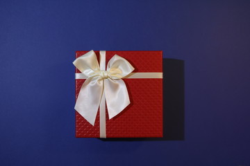 gift box with bow