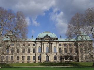 Fototapeta na wymiar Japanisches Palais in Dresden
