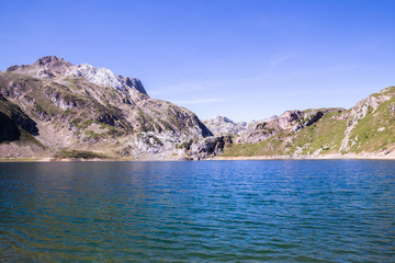 Lago del parque natural de Somiedo