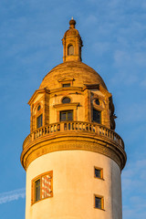 Fototapeta na wymiar Bergfried mit barocker Haube im Alten Schloß in Frankfurt-Höchst
