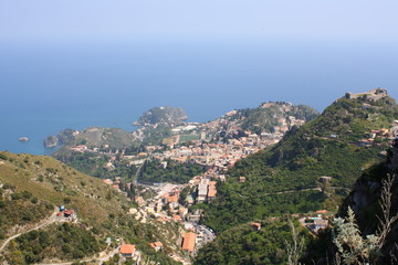 Fototapeta na wymiar Taormina panorama da Castelmola