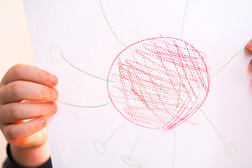 Coronavirus gemalt von einem Kind