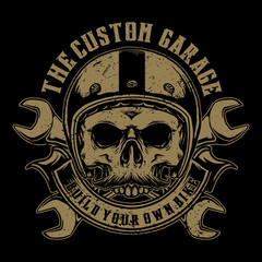 Fototapeta premium skull biker with retro helmet motorcycle vector badge