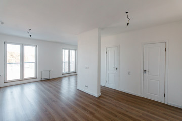 bright new unfurnished apartment with clean interior