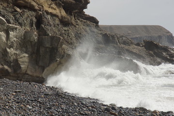 Fototapeta premium vagues mer et rochers