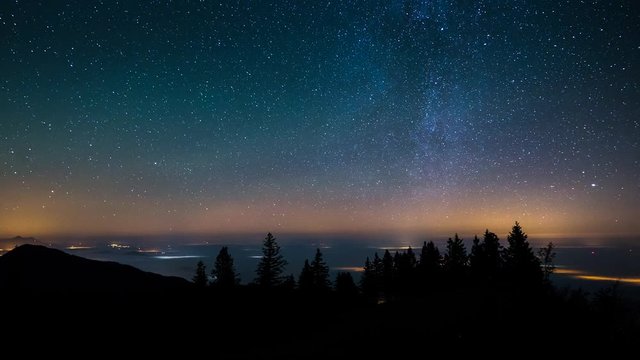 Sternenhimmel über Nebelmeer