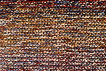 Multicolored knitted texture in macro using shawl technique