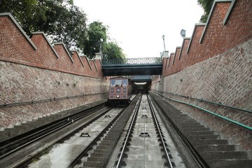 Obraz premium Old tram in budapest up and down